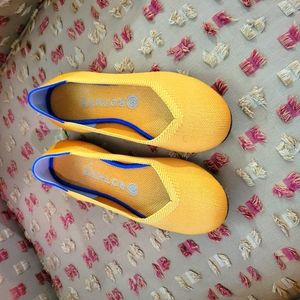 Size 7.5 Yellow Rothy's Flats